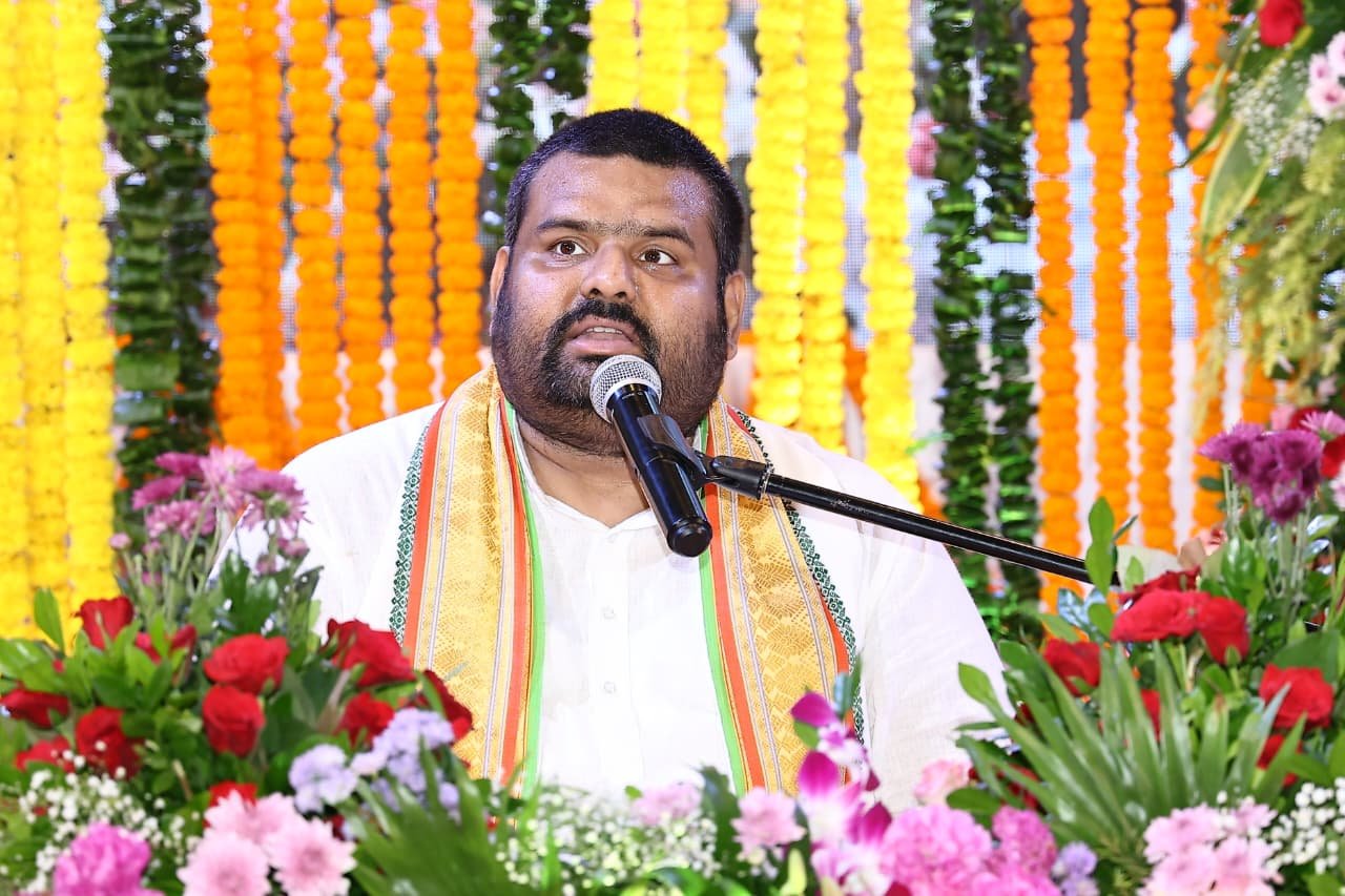(रायपुर) आंतरिक शांति के अभाव से ही आज विश्व मे अशांति है - संत प्रवर विज्ञान देव जी महाराज