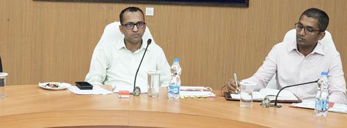 ﻿ (कोरबा) बिना ढंके राखड़ परिवहन करने वाले और ओवर लोडेड वाहनों पर की जाए अर्थदण्ड की कार्यवाही - कलेक्टर