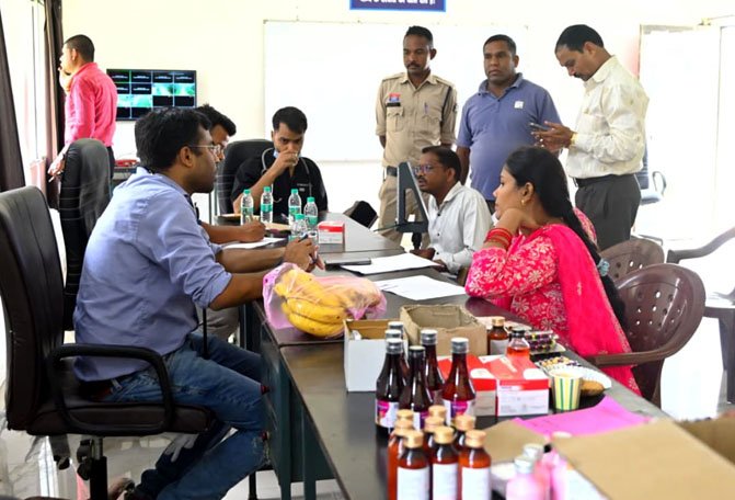 (कोरबा) रक्षित आरक्षी केंद्र कोरबा में पुलिस परिवार के लिए स्वास्थ्य शिविर का हुआ आयोजन