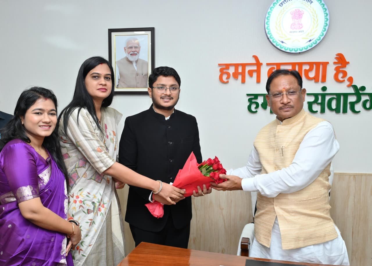 (रायपुर)  जनता की समस्याओं को हल करने में राज्य प्रशासनिक सेवा के अधिकारियों की है अहम भूमिका – मुख्यमंत्री श्री विष्णुदेव साय