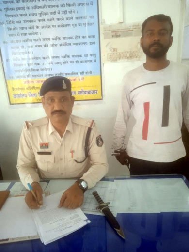 (दुर्ग) पूर्व विवाद को लेकर फावड़े से प्राणघातक हमला,आरोपी गिरफ्तार
