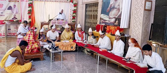 (कोरबा) दशलक्षण धर्म का चौथा धर्म- उत्तम शौच धर्म मन, वचन, काय की पवित्रता का नाम ही उत्तम शौच धर्म है