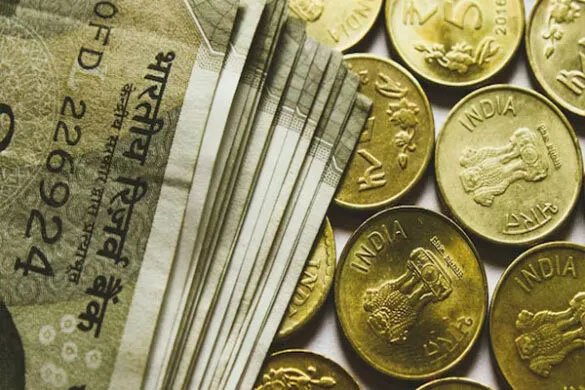सरकारी कर्मचारियों के लिए बड़ी खबर, ड्रेस अलाउंस के नियमों में हुआ बड़ा बदलाव; अब इस आधार पर मिलेगा पैसा