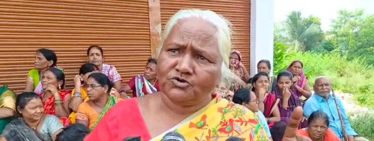 (भिलाई)खुर्शीपार में शराब दुकान स्थानांतरण पर बवाल, रहवासियों और स्कूली बच्चों ने जताया विरोध