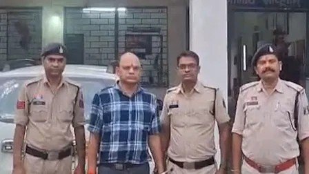 (जांजगीर) नाबालिग छात्रा से छेड़छाड़ के आरोप में शिक्षक निलंबित