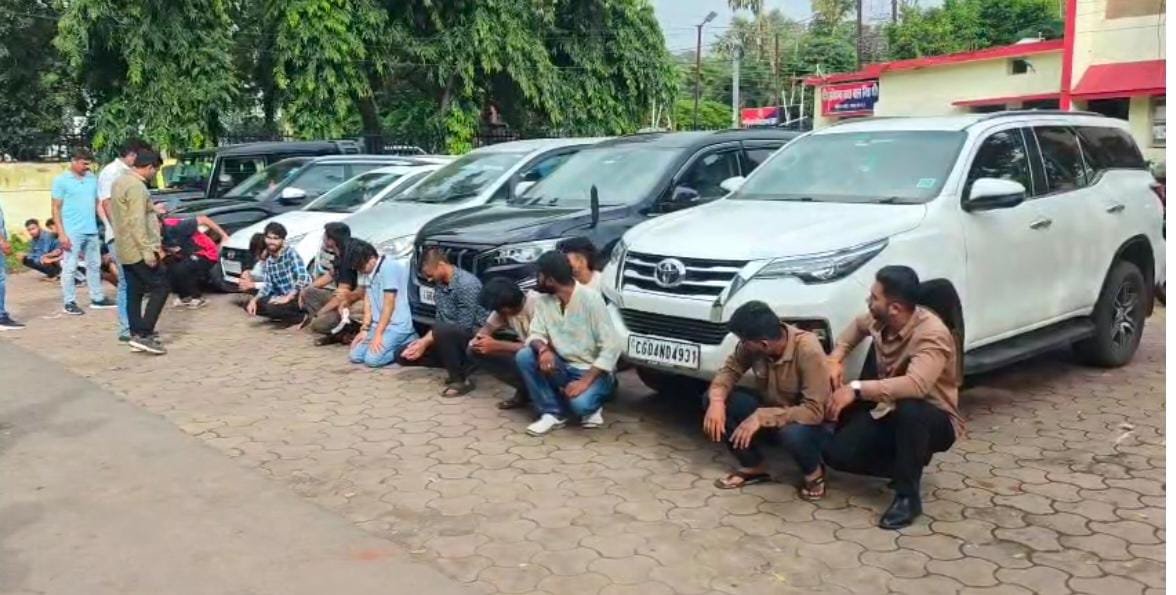 (रायपुर) स्टंटबाजी पड़ी महंगी, नशीली पदार्थ समेत कई आरोपी गिरफ्तार