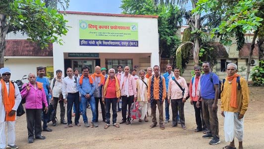 (जशपुरनगर) कृषक क्रांति अभियान : शैक्षणिक भ्रमण से किसान सीख रहे उन्नत खेती के तरीके