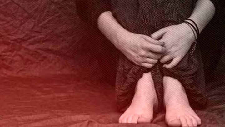 ओडिशा में समुद्र तट पर दोस्त को पेड़ से बांधकर उसके सामने 20 वर्षीय लड़की का गैंगरेप