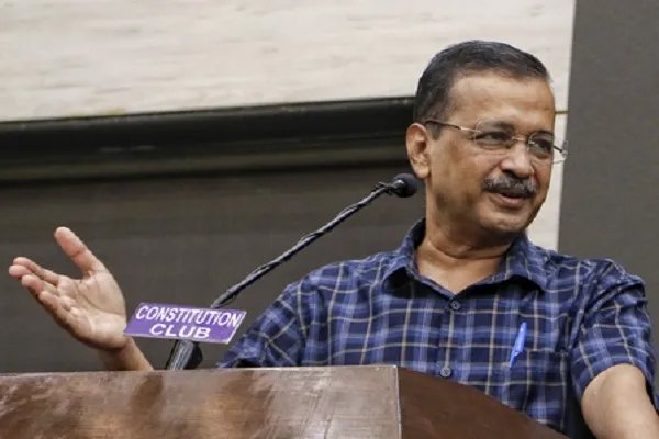अरविंद केजरीवाल को जल्द मिलेगा सरकारी बंगला, दिल्ली हाईकोर्ट में केंद्र का आश्वासन