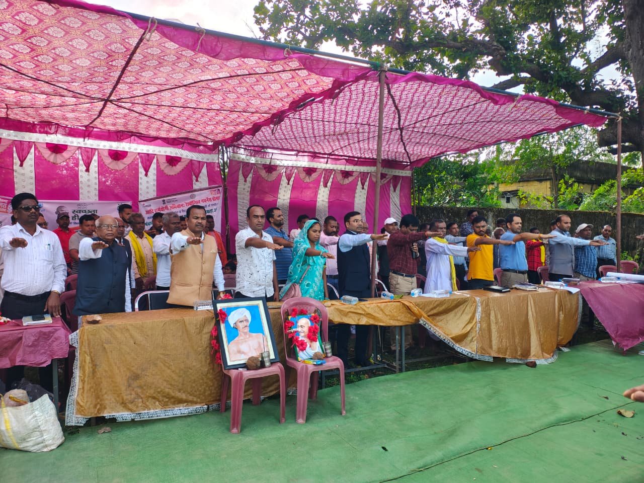 (सूरजपुर) गांधी जयंती पर सूरजपुर जिले में विशेष ग्रामसभा का आयोजन