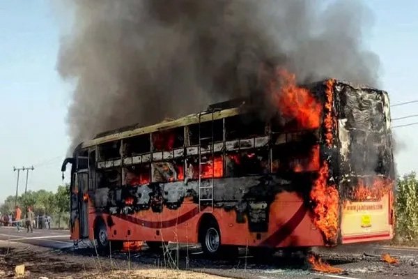 जैसलमेर अग्निकांड में अबतक 20 लोगों की मौत, 5 दिन पहले खरीदी गई थी बस