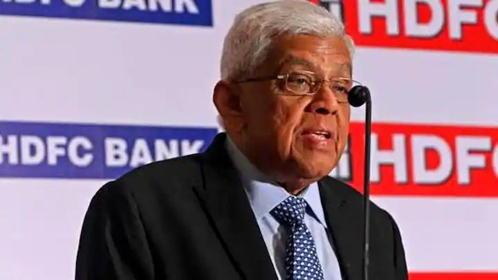 एचडीएफसी का अधिग्रहण चाहता था आईसीआईसीआई, दीपक पारेख ने किया खुलासा 
