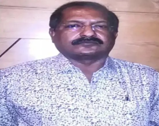 ﻿ (कोरबा) ठगी का आरोपी के के श्रीवास्तव कोरबा सहित राजस्थान तक के लोगों का करोड़ों रुपये दबाकर काट रहा है फ रारी
