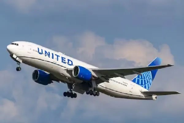 अहमदाबाद की तरह अमेरिका में बोइंग 787 का हवा में इंजन फेल, मेडे, मेडे बोले पायलट, यात्रियों के उड़े होश