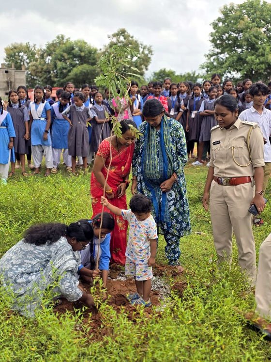 (जशपुरनगर) अवैध रूप से खेती किए गए वन क्षेत्र में होगा वृक्षारोपण