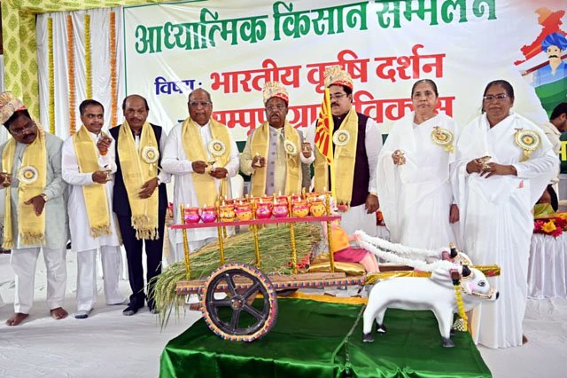 (धमतरी) प्राकृतिक खेती से होगा सतत विकास, धमतरी कृषि परिवर्तन की दिशा में अग्रसर - रामविचार नेताम