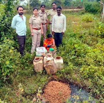 (रायपुर) अवैध मदिरा परिवहन, निर्माण एवं विक्रय पर आबकारी विभाग की कार्यवाही