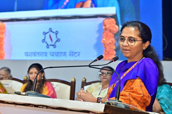 भाषा विवाद: -1ठाकरे ब्रदर्स-1 के मार्च को मिला शरद पवार का समर्थन, सुप्रिया सुले बोलीं- पूरी ताकत से हिस्सा लेंगे