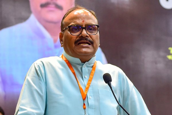 कांवड़ यात्रा’ पर संग्राम: सपा ने नेम प्लेट पर उठाए सवाल, भाजपा बोली- प्रदेश को दंगों की आग में झोंकना चाहते हैं