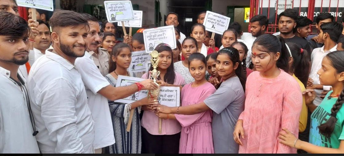शराबबंदी के पक्ष में राकेश सिंह के नेतृत्व मे जागरूकता अभियान चलाया गया