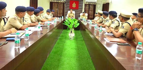 (कोरबा) नवपदस्थ पुलिस अधीक्षक जितेंद्र शुक्ला ने पदभार ग्रहण किया