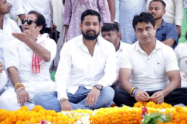 (जगदलपुर /कांकेर) कांकेर में कांग्रेस का बड़ा अभियान, कलेक्ट्रेट का किया घेराव