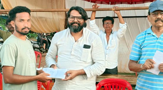 (जगदलपुर) जनता कांग्रेस जे एवं बस्तर मुक्ति मोर्चा प्रमुख नवनीत चांद ने की बाल संस्था फुटबाल क्लब नयामुंडा की सराहना