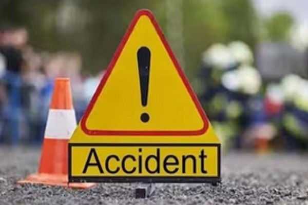 मथुरा सड़क हादसे में चार मजदूरों की मौत, सीएम योगी ने तुरंत लिया संज्ञान, अधिकारियों को दिए जरूरी निर्देश