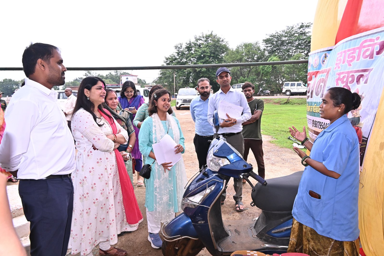 (धमतरी) संयुक्त सचिव स्वाति शर्मा ने किया बिहान की गतिविधियों का अवलोकन 