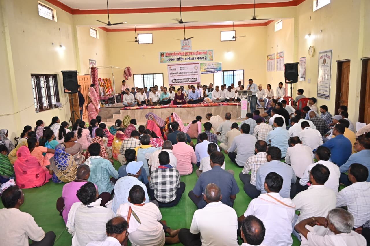 (धमतरी) आदि कर्मयोगी अभियान अंतर्गत 83 गांवों के समाज प्रमुखों के साथ कलेक्टर ने बनाई विकास की रूपरेखा