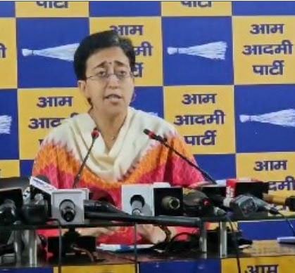 दिल्ली में प्रदूषण को लेकर गंदी राजनीति कर रही भाजपा : सीएम आतिशी