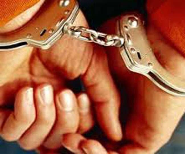 (रायपुर) तीन जुआरी चढ़े पुलिस के हत्थे