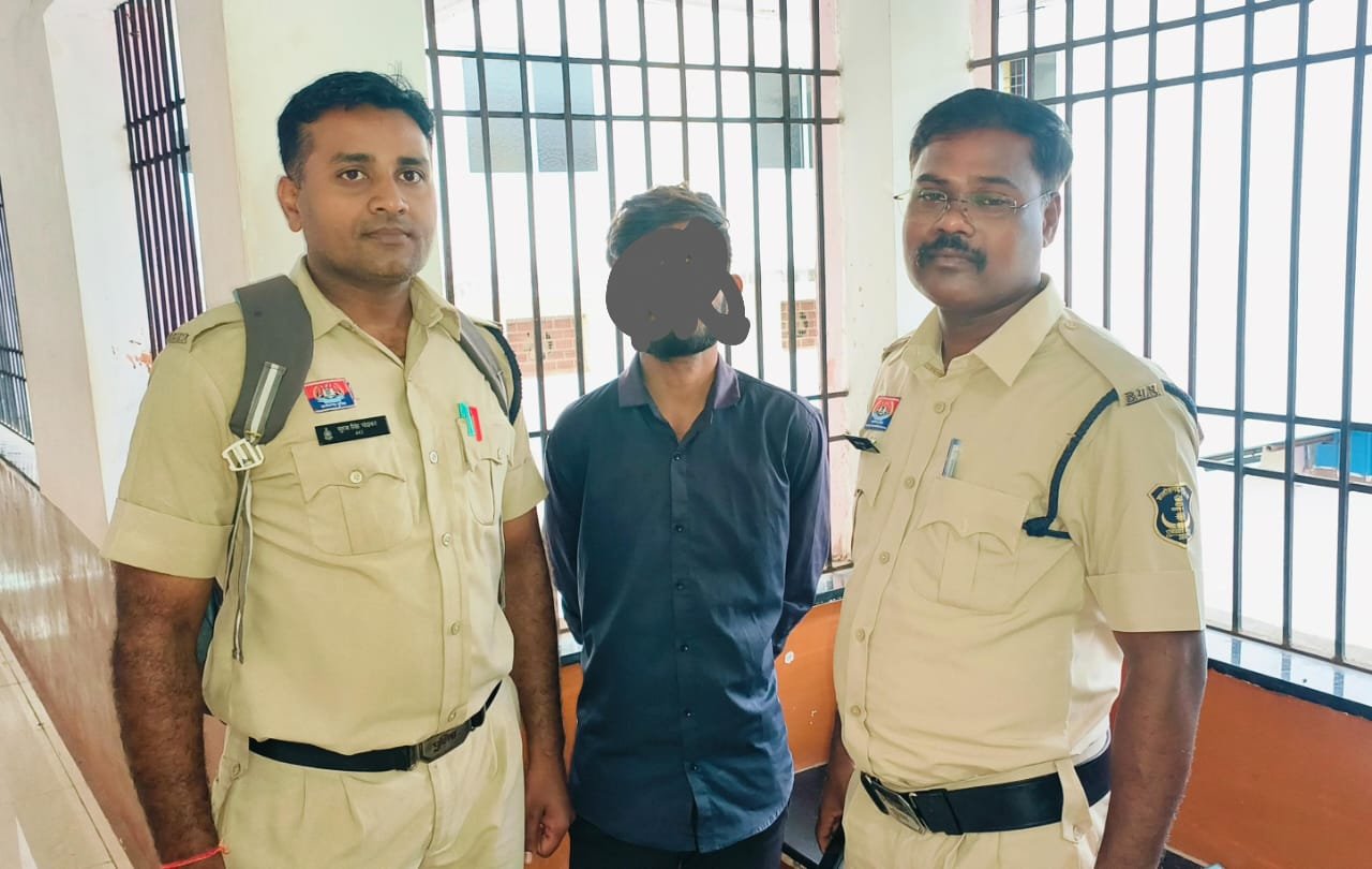(राजनांदगांव) छेड़छाड़ के आरोपी को गिरफ्तार कर न्यायिक रिमाण्ड पर  भेजा गया जेल