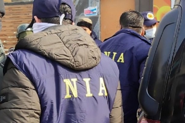 NIA का एक्शन: एक साथ 15 स्थानों पर छापा; अवैध रूप से रह रहे आठ बांग्लादेशियों को पकड़ा