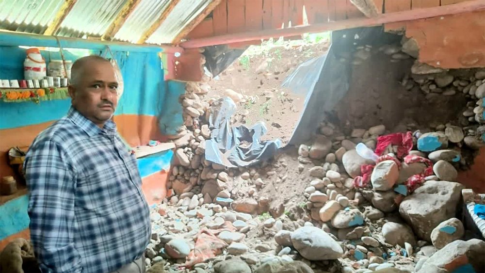 उत्तरकाशी में दीवार ढहने से परिवार के 4 लोगों की मौत