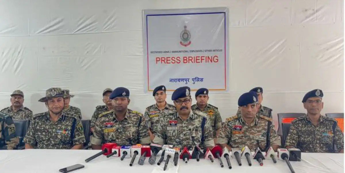 (महत्वपूर्ण)(रायपुर/बस्तर)दोनों दादा के खात्मे से बस्तर में माओवाद का किला ढहा