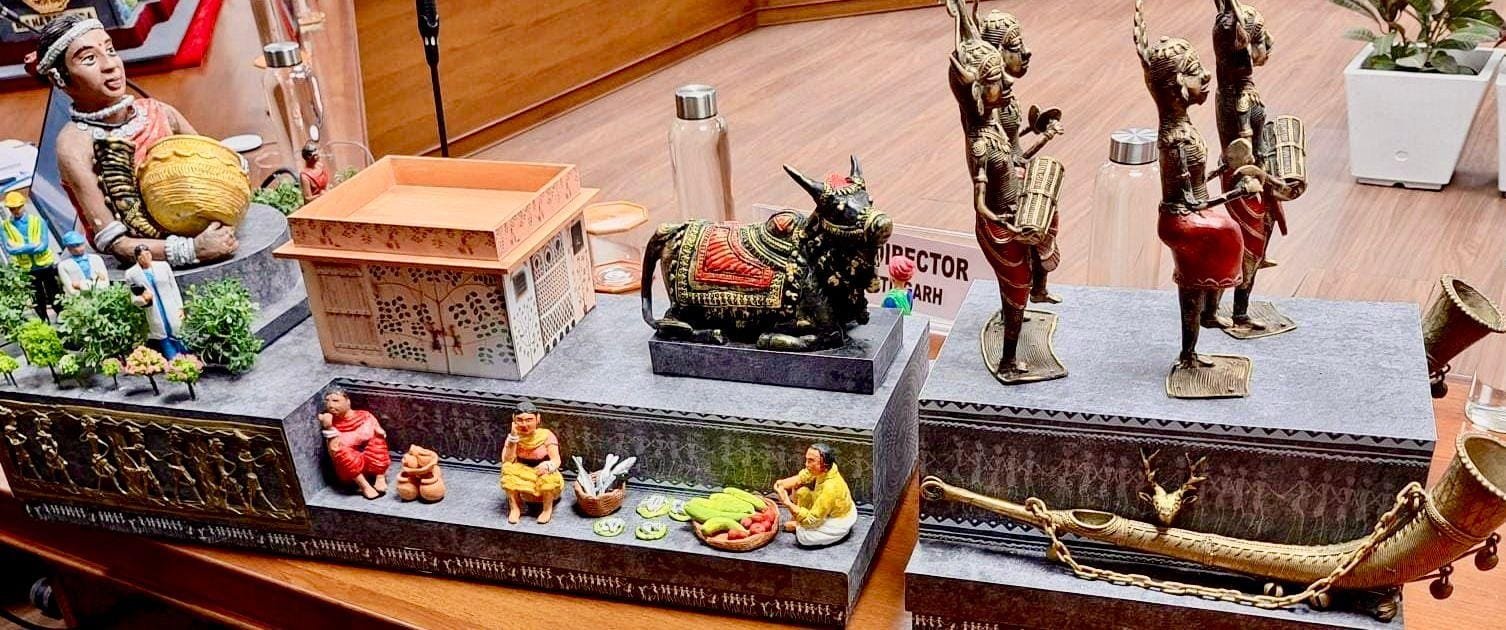 (रायपुर) एकता परेड-2025 में छत्तीसगढ़ की झांकी का हुआ चयन — मुख्यमंत्री विष्णु देव साय ने दी बधाई: एकता, विकास और सांस्कृतिक गौरव का संदेश देगा छत्तीसगढ़ की झांकी का प्रदर्शन