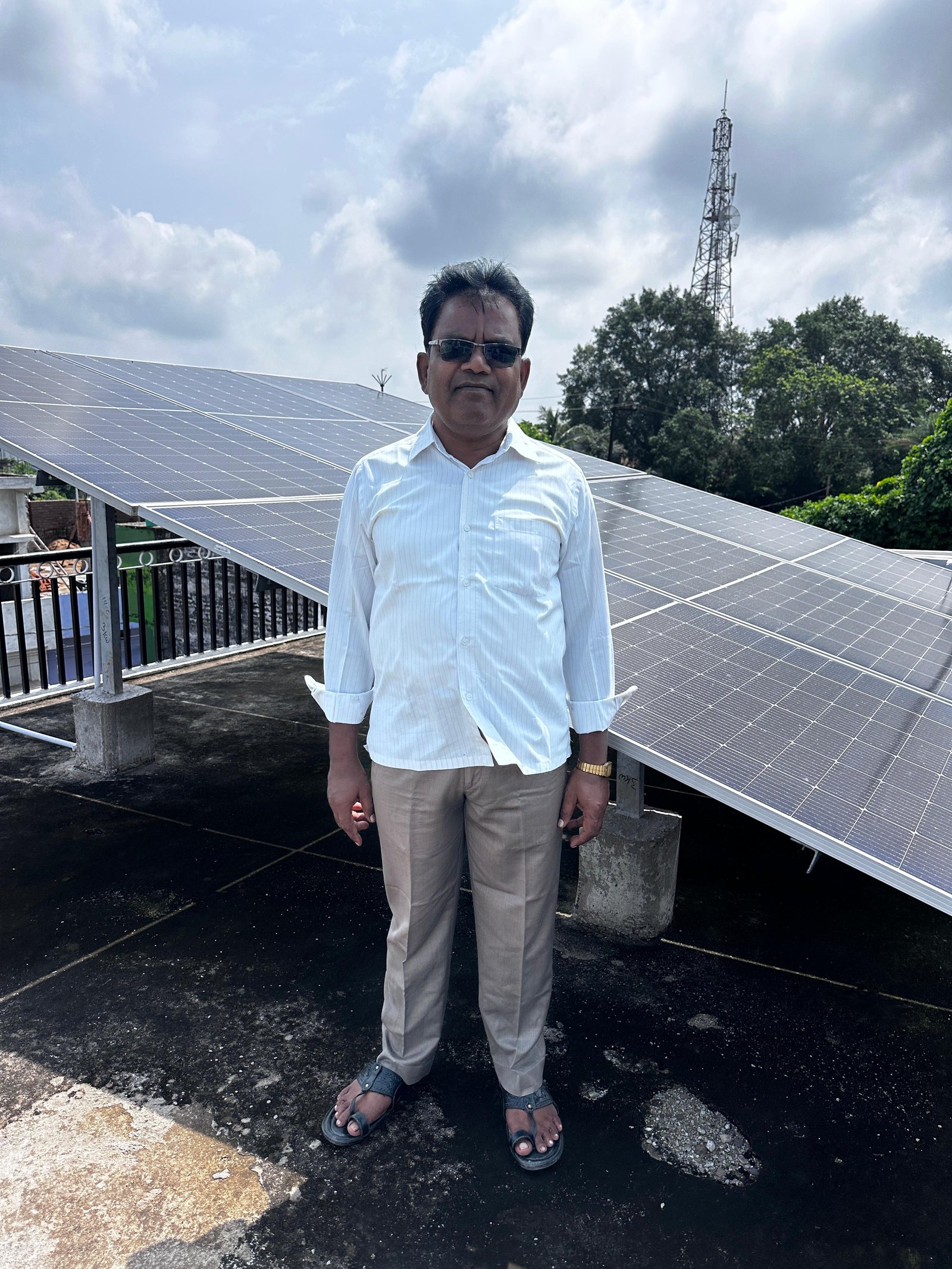(धमतरी) प्रधानमंत्री सूर्यघर मुफ्त बिजली योजना से रमेश कों बिजली बिल में मिली राहत