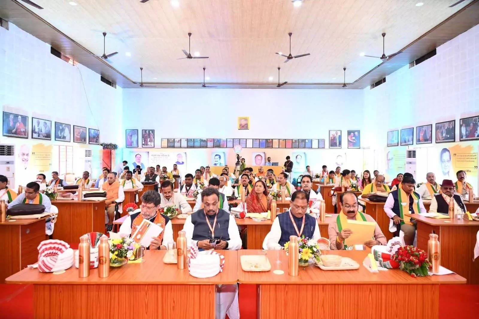 (रायपुर/मैनपाट) भाजपा प्रशिक्षण शिविर में केंद्रीय मंत्री शिवराज सिंह का एकात्म मानववाद पर मार्गदर्शन