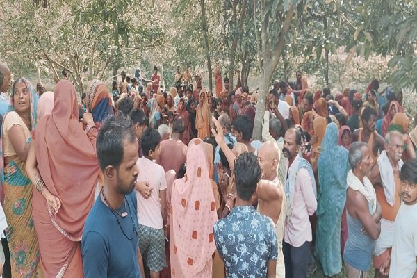 पति से झगड़े के बाद तीन बच्चों संग नहर में कूदी महिला, पानी में तैरते मिले चारों शव