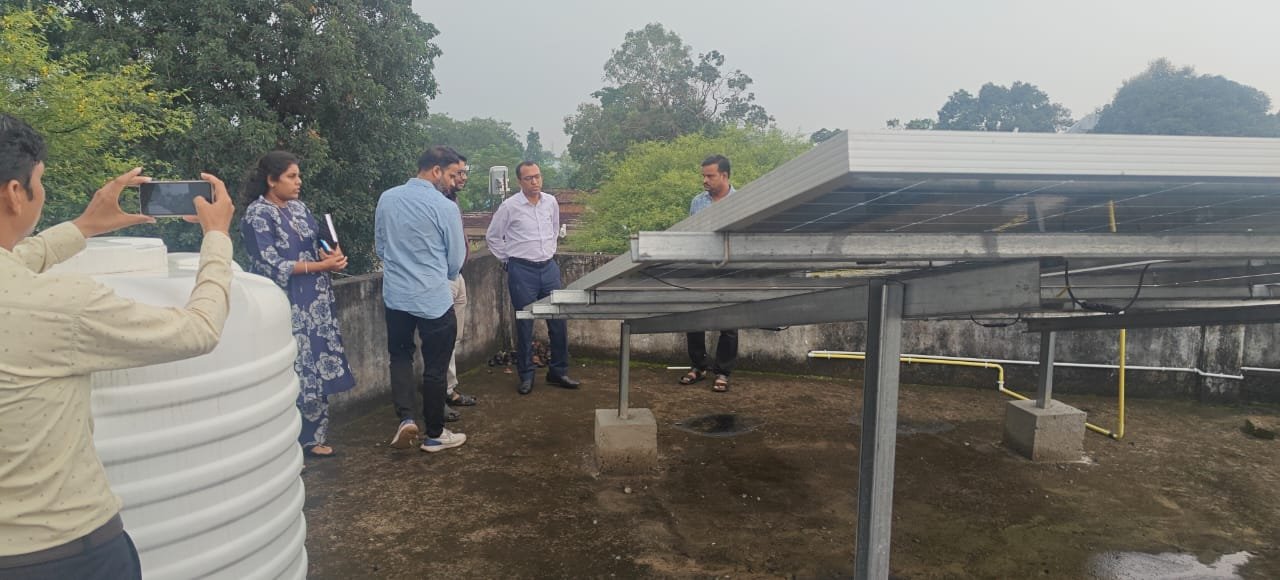 (कोरबा) कलेक्टर ने पाली में विभिन्न शासकीय संस्थानों एवं शासकीय योजनाओं के क्रियान्वयन का किया निरीक्षण