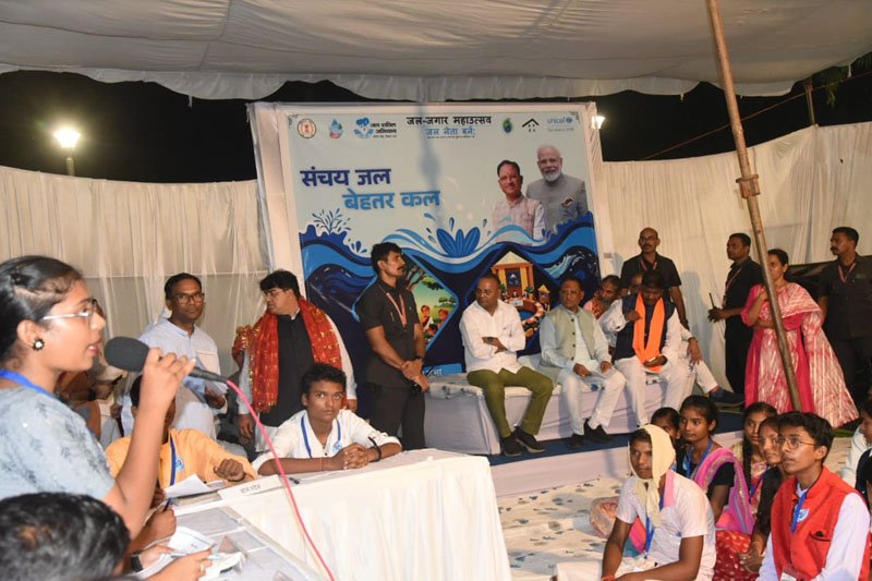 (धमतरी-रायपुर) जल संरक्षण की दिशा में जल जगार जिला प्रशासन की अनुकरणीय नवाचार : मुख्यमंत्री साय
