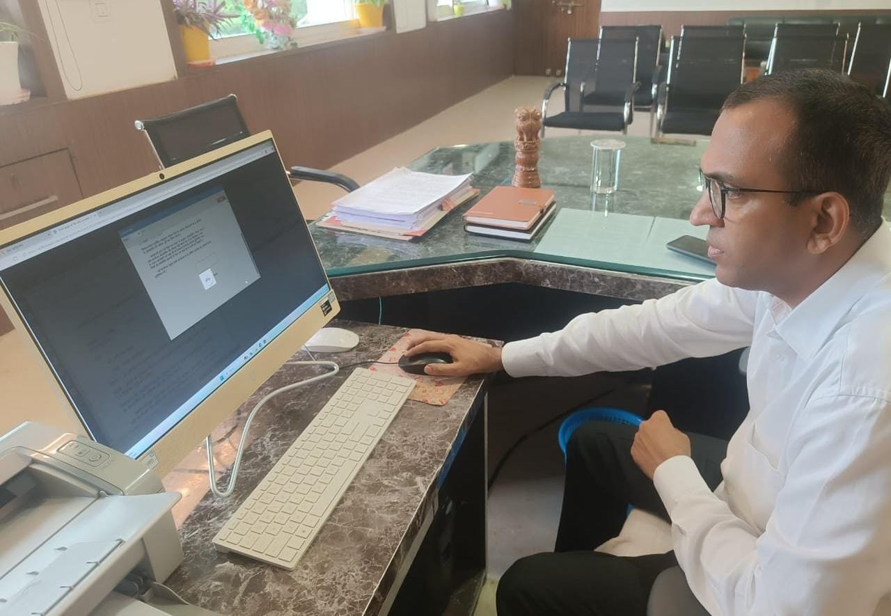 ﻿ (कोरबा) ई-ऑफिस के माध्यम से फाइल को आगे बढ़ाएं विभाग: कलेक्टर