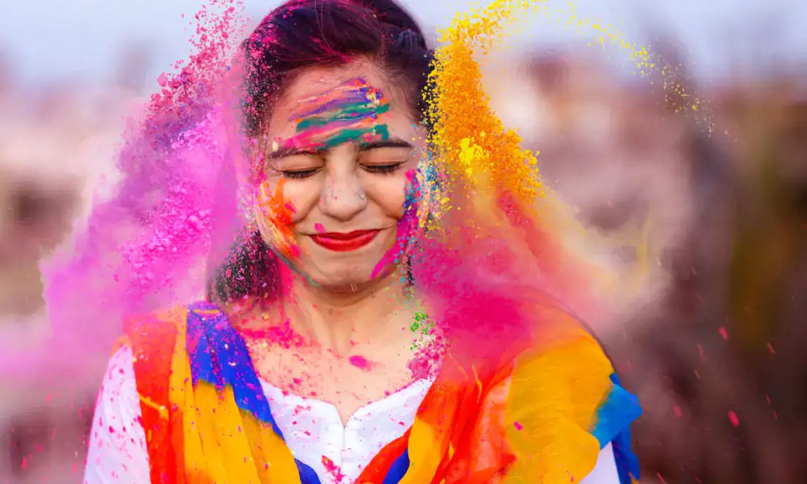 होली खेलने के बाद रंग हटाने के लिए अपनाएं ये नुस्खे, चुटकियों में साफ होगी त्वचा 