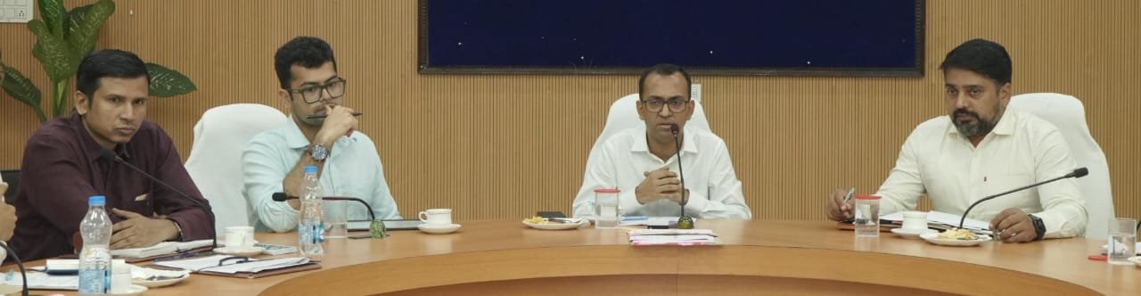 (कोरबा) खाद और यूरिया के लिए किसानों को न हो कोई समस्या, शिकायत आने पर एसडीएम करे कार्यवाही: कलेक्टर