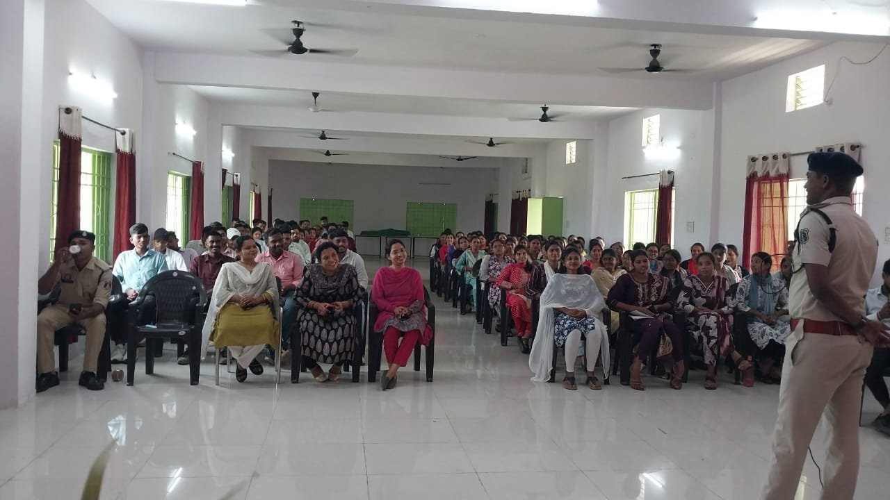 (बलौदाबाजार) अवैध शराब बेचने वाला •ोचिया गिरफ्तार
