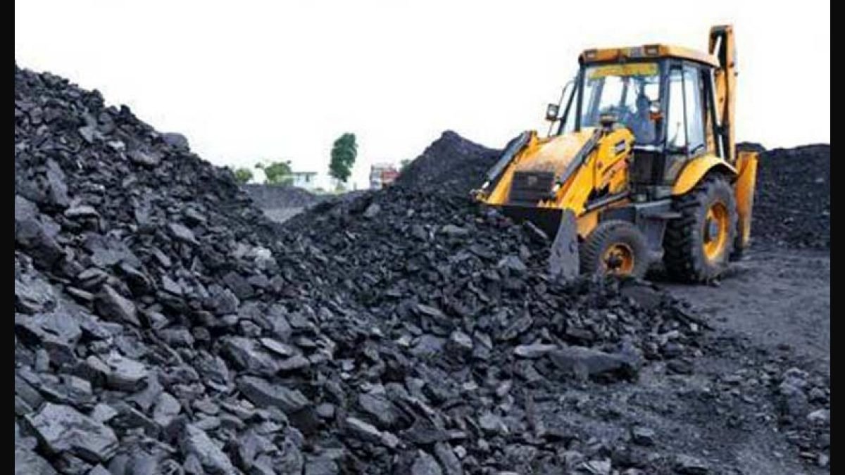 देश का कोयला आयात अप्रैल में 13 प्रतिशत बढ़कर 2.61 करोड़ टन पर पहुंचा