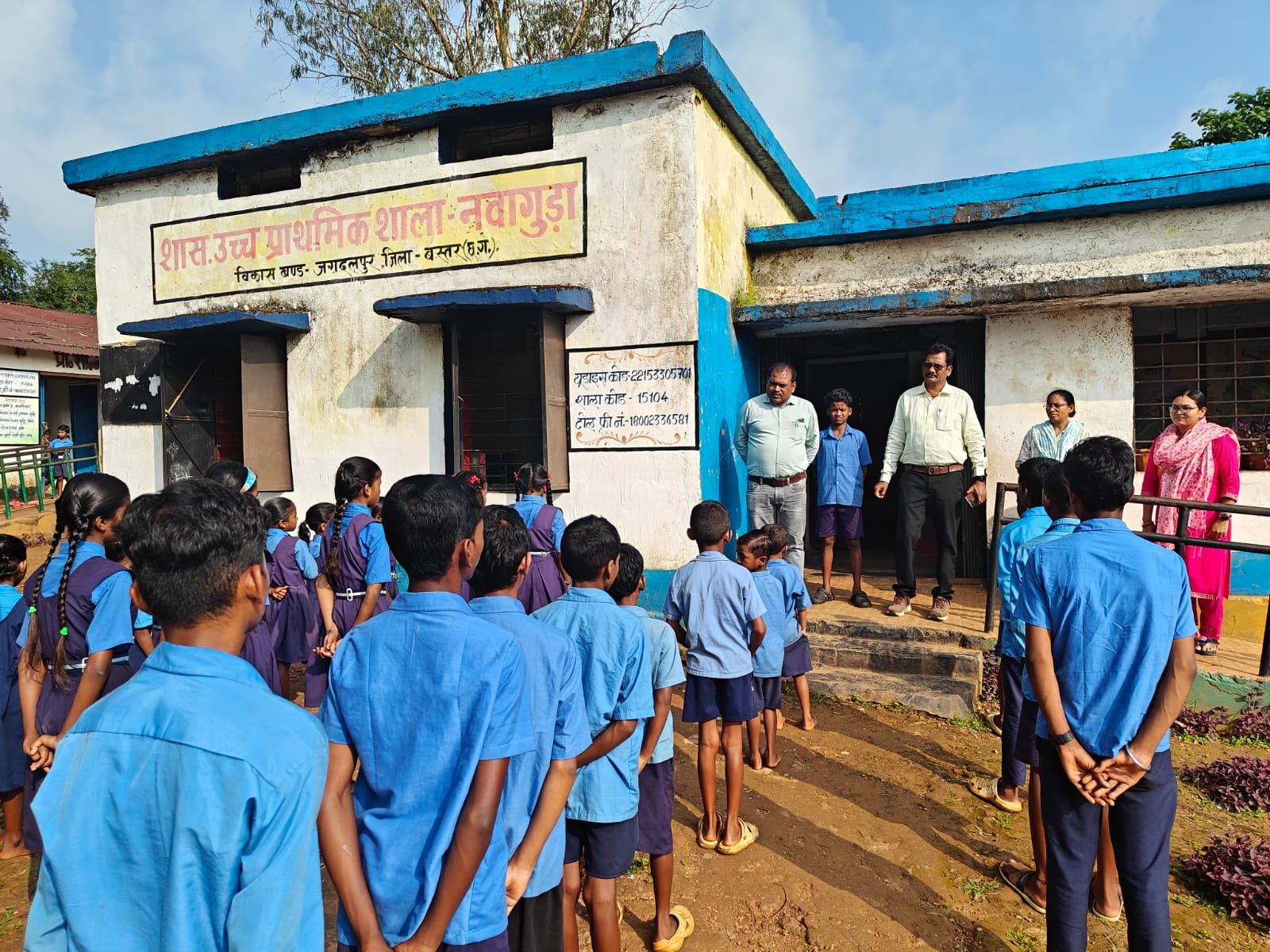 (जगदलपुर)डीईओ बीआर बघेल की स्कूलों में दबिश, हेड मास्टर सस्पेंड, दो को शो कॉज नोटिस