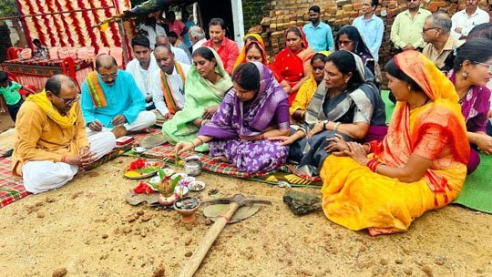 (धमतरी) धार्मिक स्थलों का विकास केवल भवन निर्माण नहीं होता, बल्कि यह भावनात्मक और सांस्कृतिक एकता का प्रतीक है - रंजना साहू