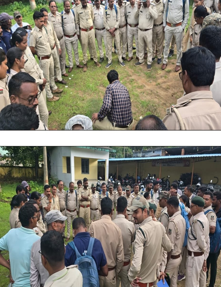(कोरिया) कोरिया वनमण्डल बैकुन्ठपुर अंतर्गत बाघ एवं अन्य वन्यप्राणियों के प्रत्यक्ष / अप्रत्यक्ष साक्ष्य की पहचान व ट्रैप कैमरा संचालन विधि आदि का प्रशिक्षण